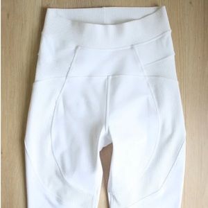 White lululemon ribbed leggings